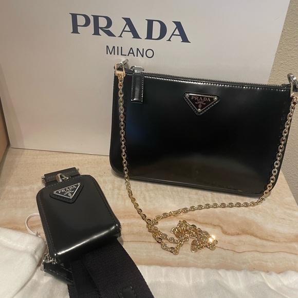 Brand New! AUTHENTIC Prada Brushed Calfskin Re-edition Crossbody with coin pouch - Picture 1 of 13